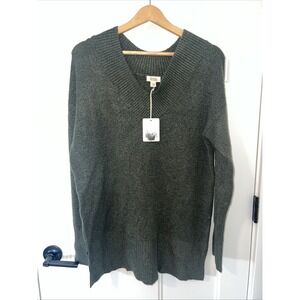 Ana A New Approach Sweater Womens Large Green Long Sleeve V Neck NWT